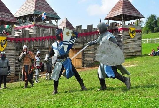 Középkori hétvége a Katica Tanyán